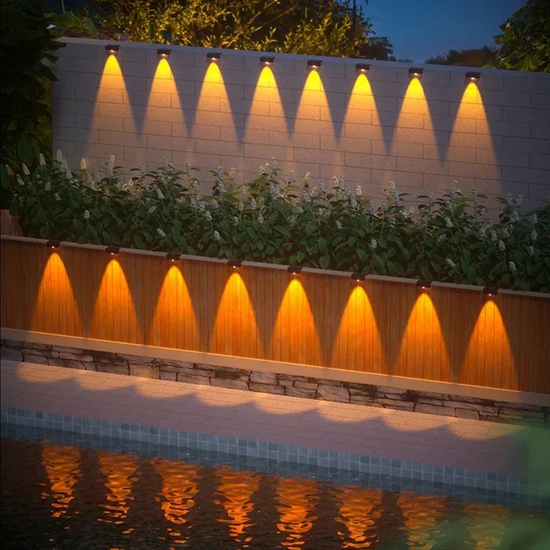 1/2/4PCS  Solar Wall Light Out - Outdoor Lighting On Fence avaliação e preço